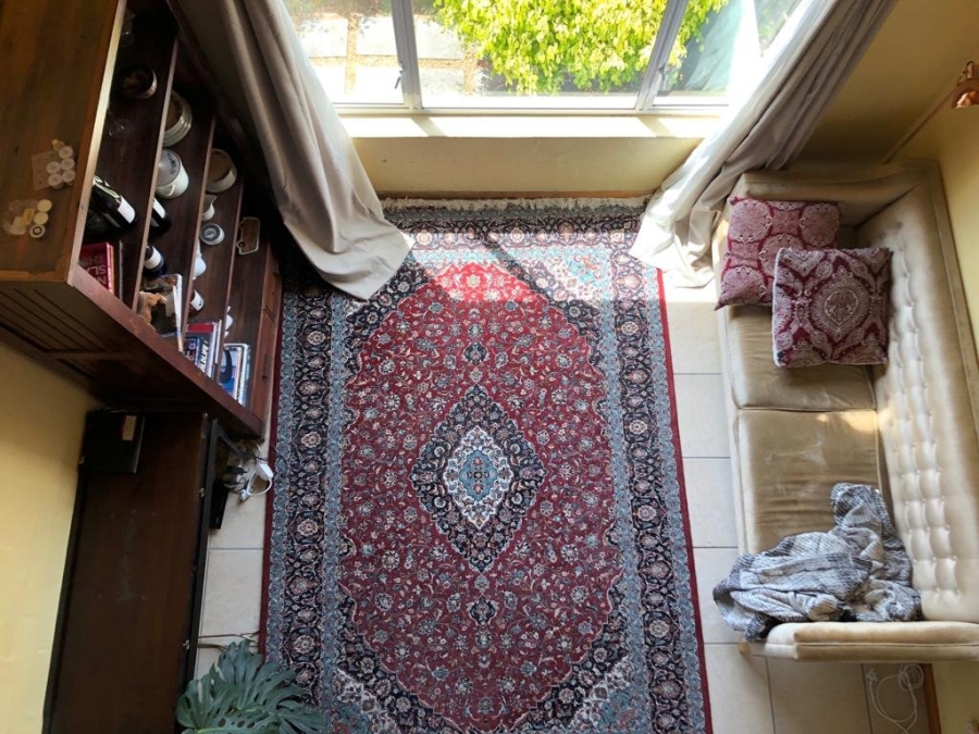 To Let 1 Bedroom Property for Rent in Kenilworth Western Cape